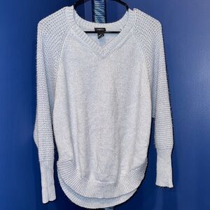 Rue21- Pale Blue V-Neck Lightweight Knit Sweater Size Medium